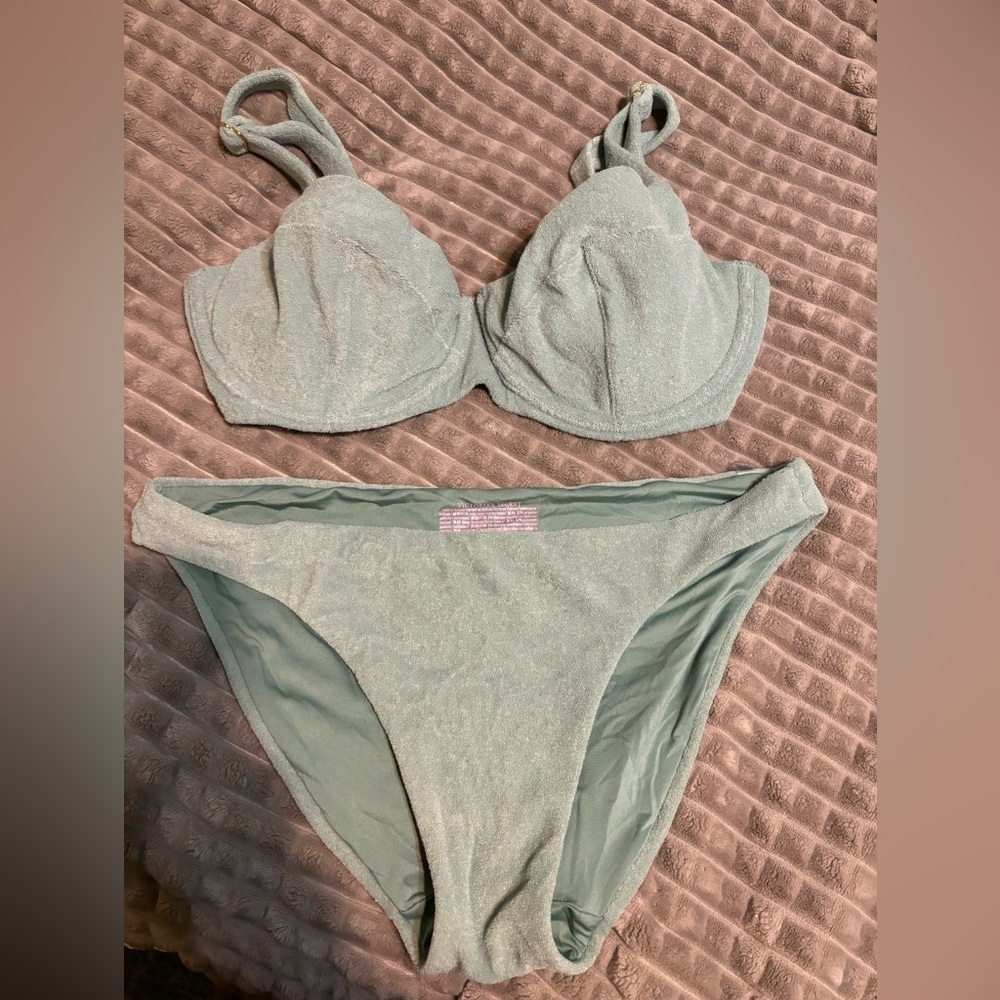 Pool/Sauna/Beach/Hot tub Victoria’s Secret soft bikini set